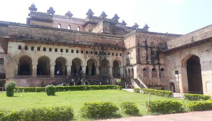  Orchha Fort Complex In Cenotaphs Orchha