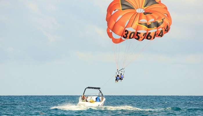 Parachute ascensionnel, C’est l’une des meilleures choses à faire à Goa avec les enfants