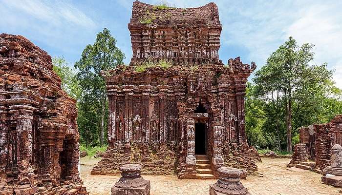 You can visit this temple in Vietnam