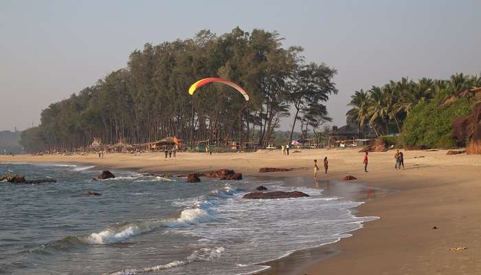 Plage de Querim, C’est l’une des meilleurs endroits à visiter dans le nord de Goa