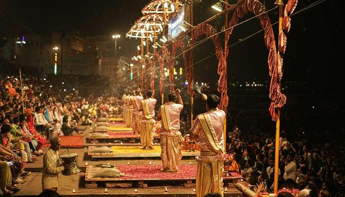 Aarti sessions at shri swamy someshwara swamy temple