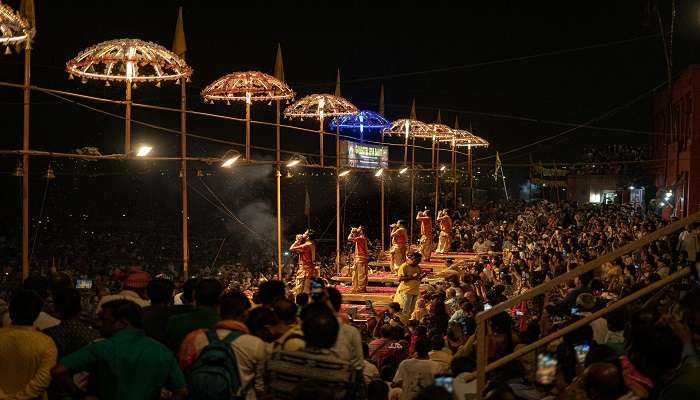 Arti sessions in Ragigudda Shri Prasanna Anjaneyaswami Temple timings