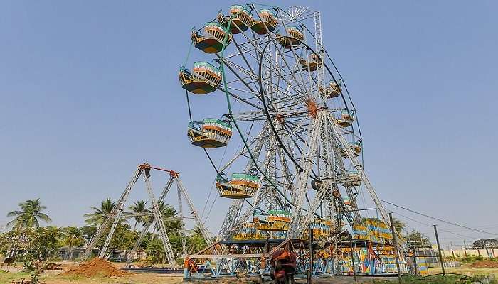 Ferris Wheel at Rajiv Gandhi Park Vijayawada.