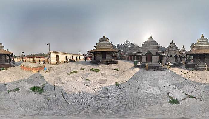 A ram mandir Ayodhya where Ram Janmabhoomi is near to the nayaghat chauraha.