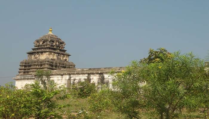 Ramalingeswara Temple near Bhuvanagiri Fort.