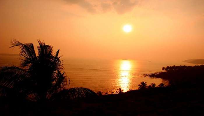 A beautiful view of the sunset from Reis Magos Fort