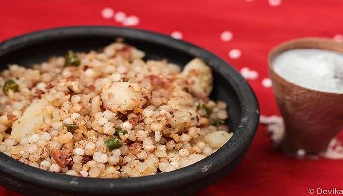 A Maharashtrian delicacy Sabudana Khichdi served in Gandhi Bagh