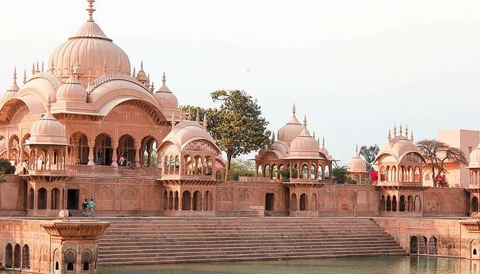 Chhatris of Kusum Sarovar, Uttar Pradesh. You can meditate here peacefully