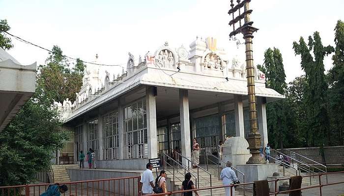 You can visit this temple if you are in Seshadripuram 