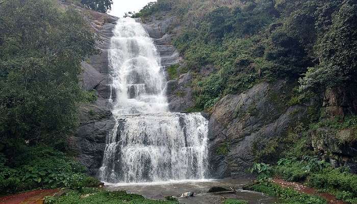 Silver Cascade Falls in Kodaikanal