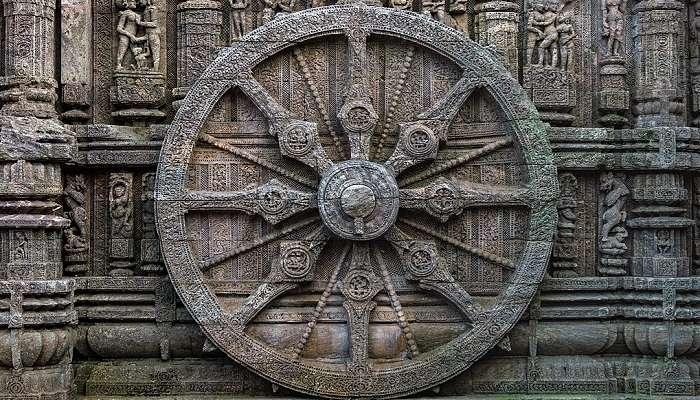 The fine intricate carvings of the stunning Konark Temple are a delight to see