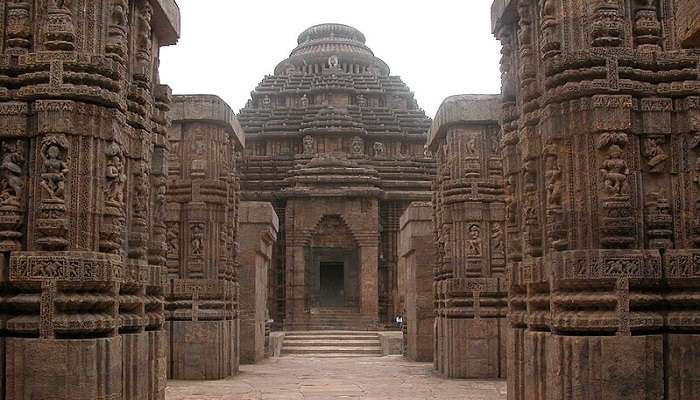 A frontal view of Konark Sun Temple