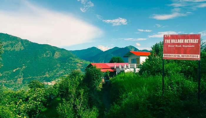 This amazing resort is located in Guptkashi, which is a short drive from Rudraprayag