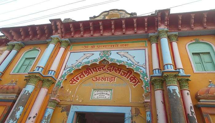 A Temple in ayodhya that you can visit , Shri Kale Ram Temple