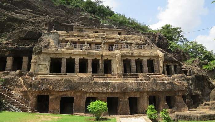 Watching Rock-cut architecture of Undavalli Caves Is one of the top tier things to do in Guntur