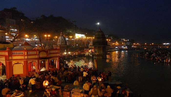 Visiting temples can be a part of your rishikesh trip.