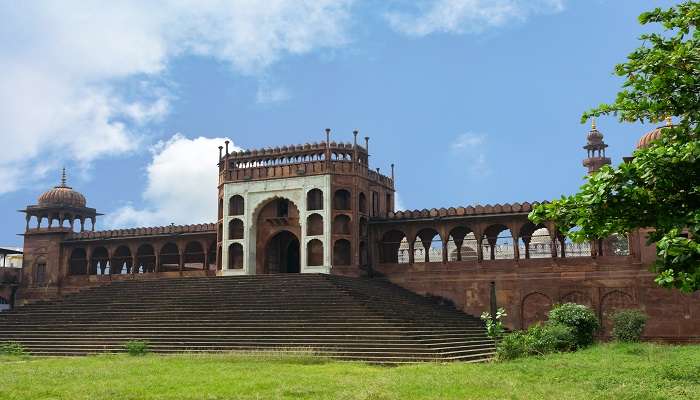 moti masjid