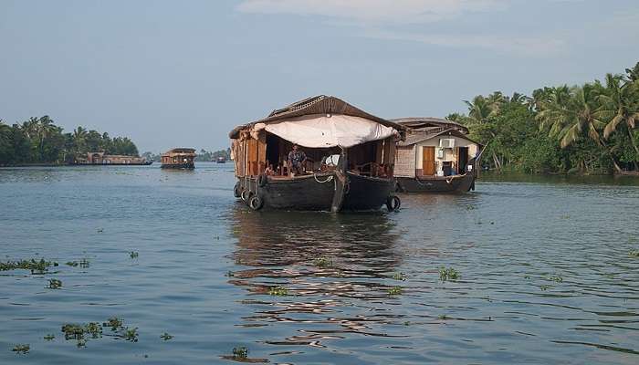 visit the sagarakatte krs backwaters which is the best destination for anyone visiting yelwal