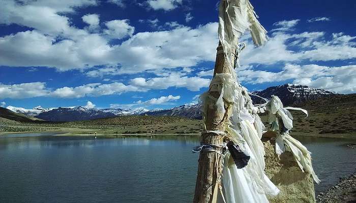 Dhankar Lake or Dhankar Tso is one of the most stunning areas in Spiti Valley