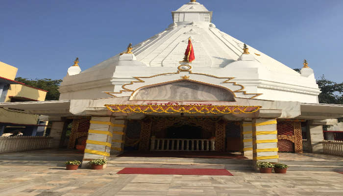 The entrance of Neem Karoli Baba Ashram 