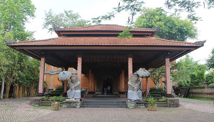 Intricate architecture of Agung Rai Museum of Art