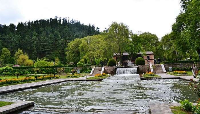 Achabal Gardens is one of the most popular Mughal gardens in Anantnag.