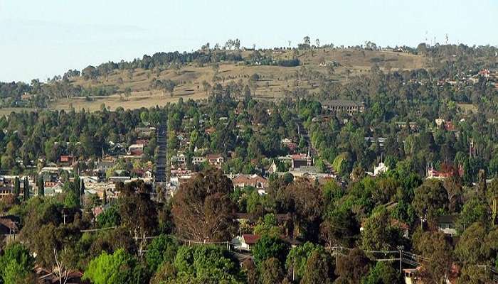 Scenic view of Armidale’s lush landscape and historic architecture.