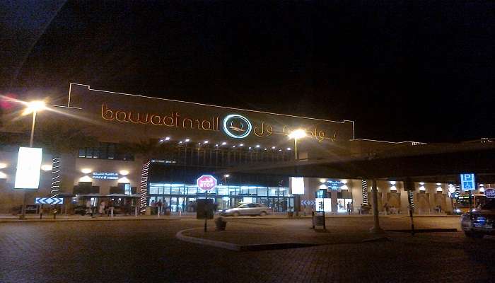 Bawadi Mall at night