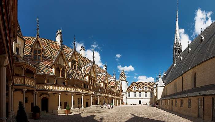 Beaune, C’est l’une des meilleurs endroits à visiter en France en hiver