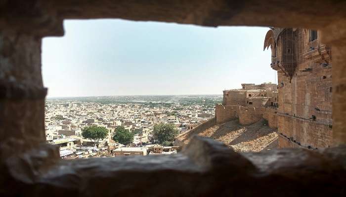 See the ruins of Bhalukpong Fort near Bhalukpong