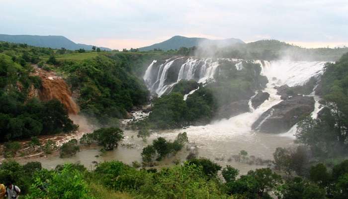 view Bharachukki Falls