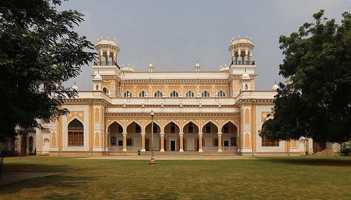 Stunning front view of Chowmahalla Palace