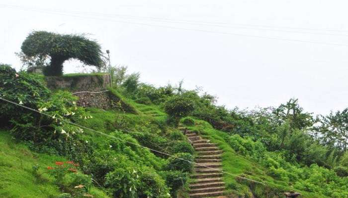 Coaker walk in Kodaikanal near Green Valley Viewpoint