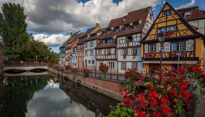 Colmar, C’est l’une des meilleurs endroits à visiter en France en hiver