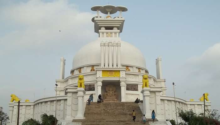 The panoramic view of exquisite Dhauli Hills near the Udayagiri