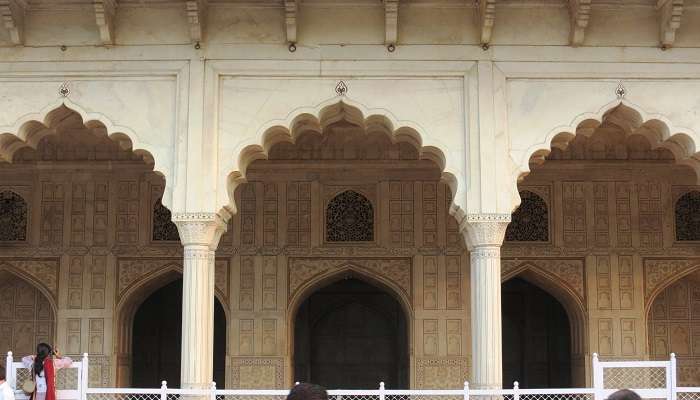 Diwani-i-Khas is the grand hall that used to hold private audiences. 