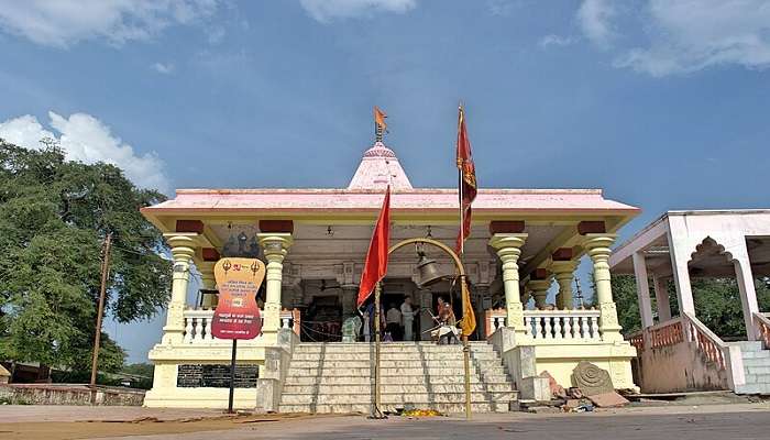 Shree Kaal Bhairav Mandir in Ujjain - An ancient Hindu temple with rich history and unique traditions.