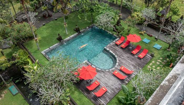 ARMA encompasses a charming resort with restaurants serving delicious Balinese cuisine