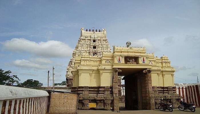 A journey is here waiting; please get blessings at Ahobilam Temple Andhra Pradesh which was one of the Sri Vaishnava temples.