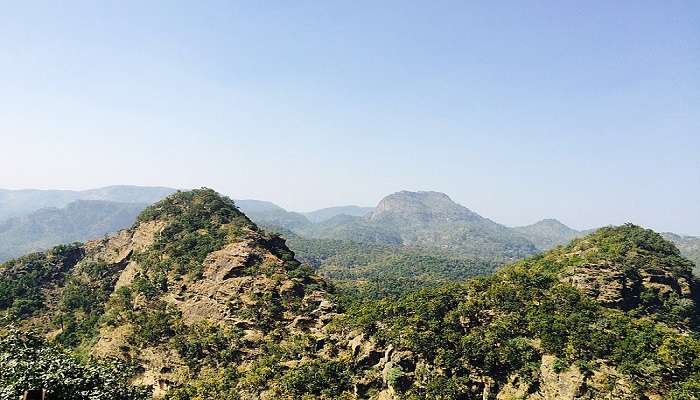 places to visit in Pachmarhi in one day