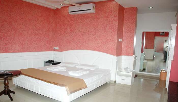 Cosy Room of Hotel Balaji Grand, one of the Best hotels in Suryapet 