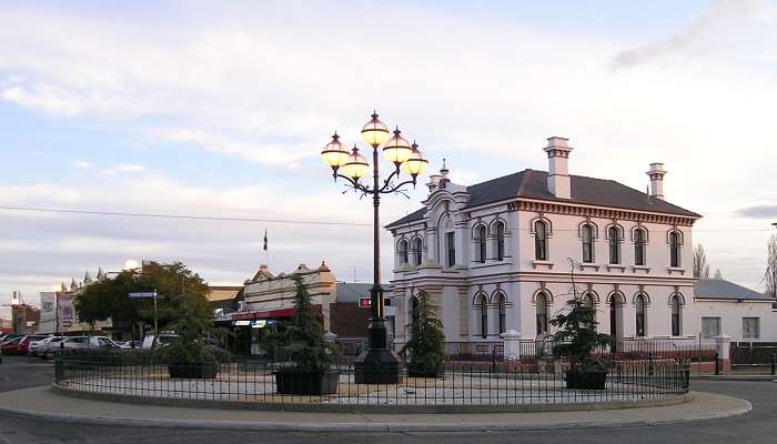 Know the History of Glen Innes.