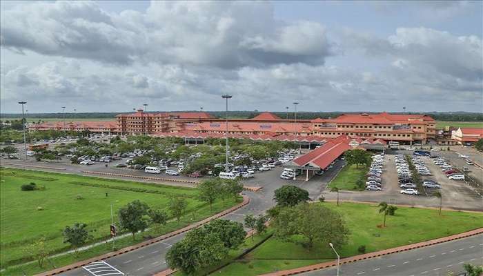 The closest major airport is Cochin International Airport