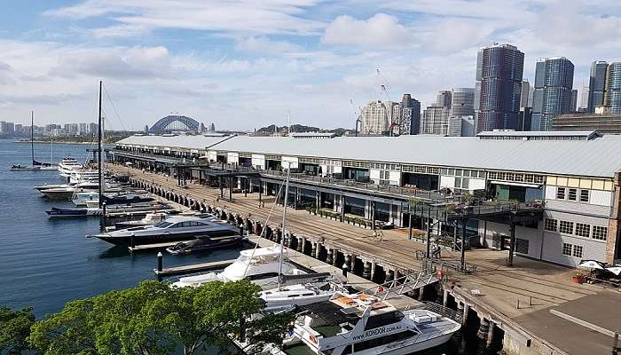 visit Jones Bay Wharf