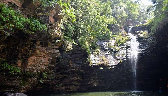  Refresh your senses at Katiki Waterfalls!