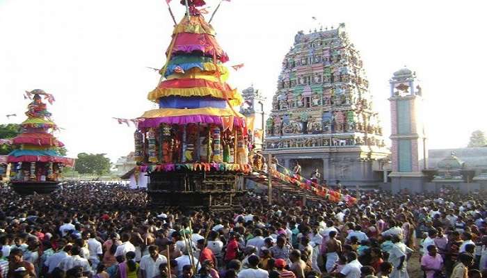 The Kokkadicholai Thaanthonreeswarar Temple is one of the oldest kovils in Sri Lanka