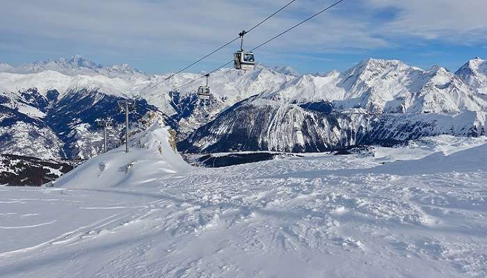 Les Alpes Françaises et les Pyrénées, C’est l’une des meilleurs endroits à visiter en France en hiver