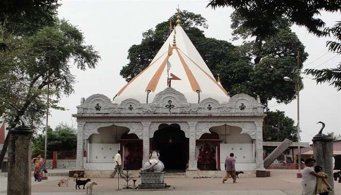 Pray at the Mahabhairab Temple, one of the prominent tourist places near Tezpur