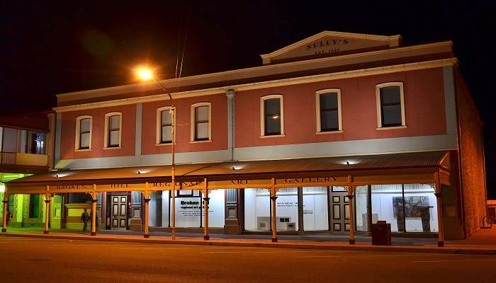 Painting at Manning Regional Art Gallery, which is the perfect thing to do in taree.