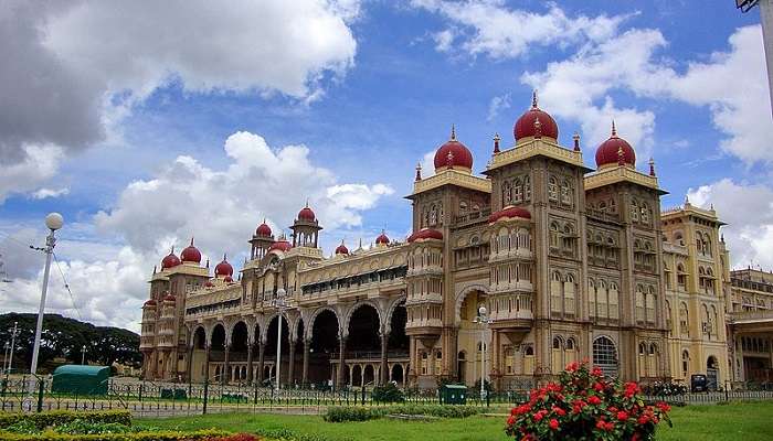 Incredible look of the Mysore Palace a great place to visit near Siddhartha Nagar